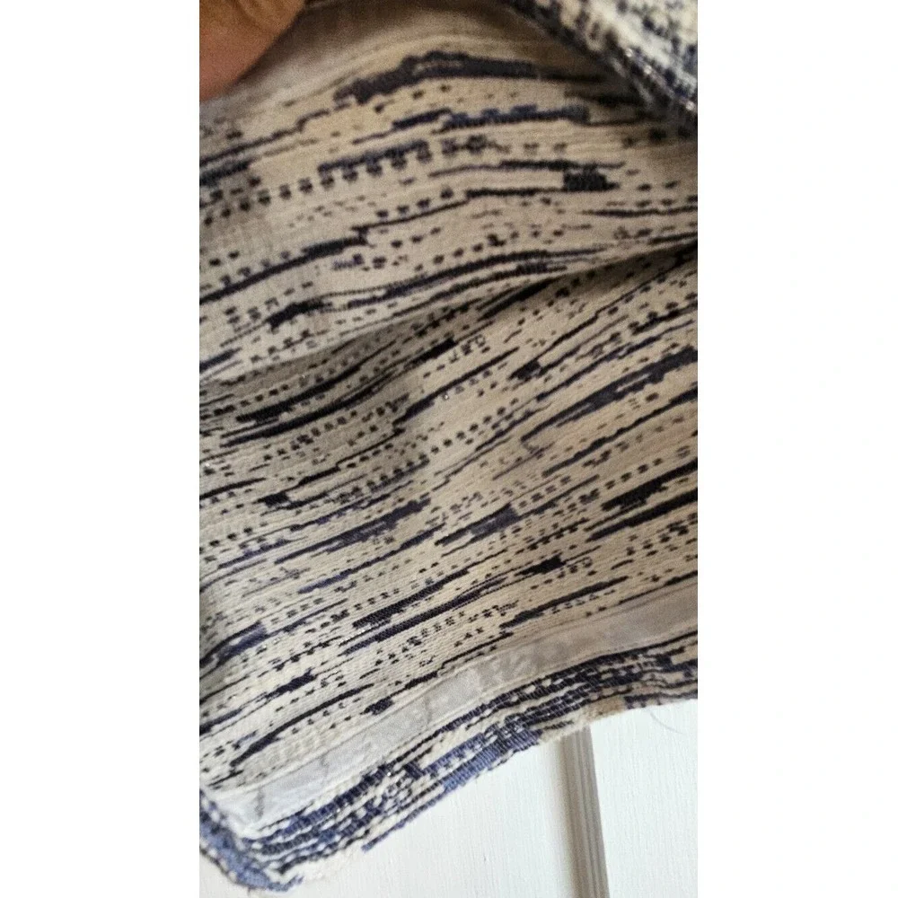 Katherine Barclay MONTREA striped silver thread tweed textured shorts women Sz 6